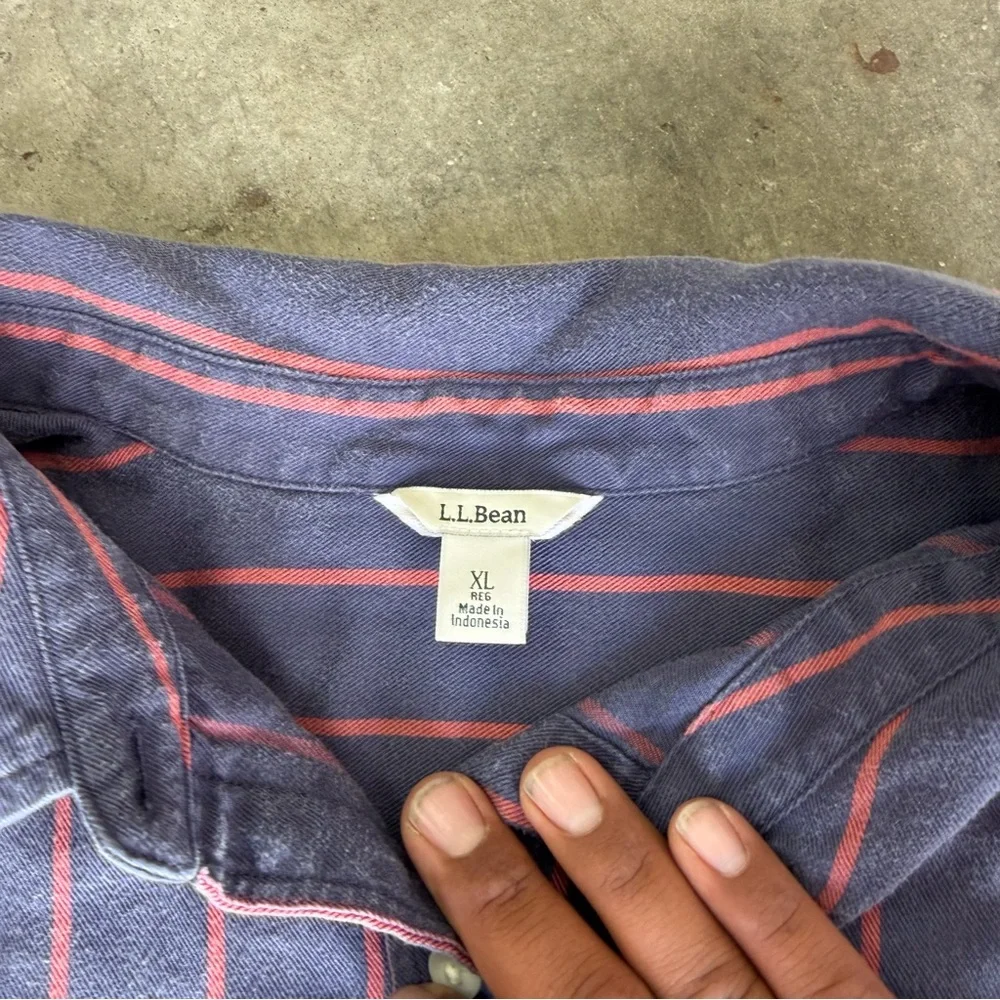 LL Bean Soft Washed Utility Shirt Tencell Darkest Indigo Stripe Woman’s XL - Picture 3 of 5